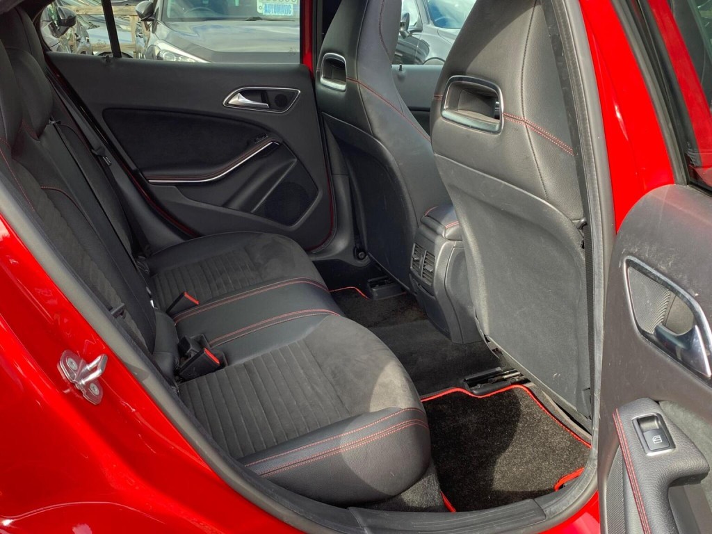 MERCEDES-BENZ GLA CLASS