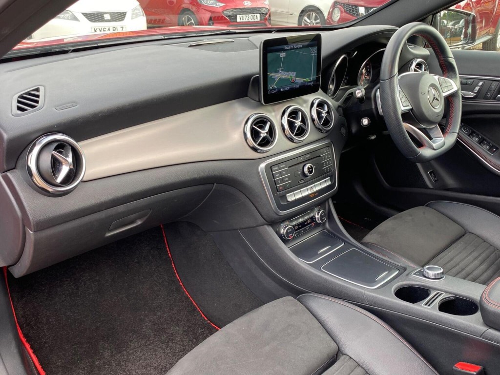 MERCEDES-BENZ GLA CLASS