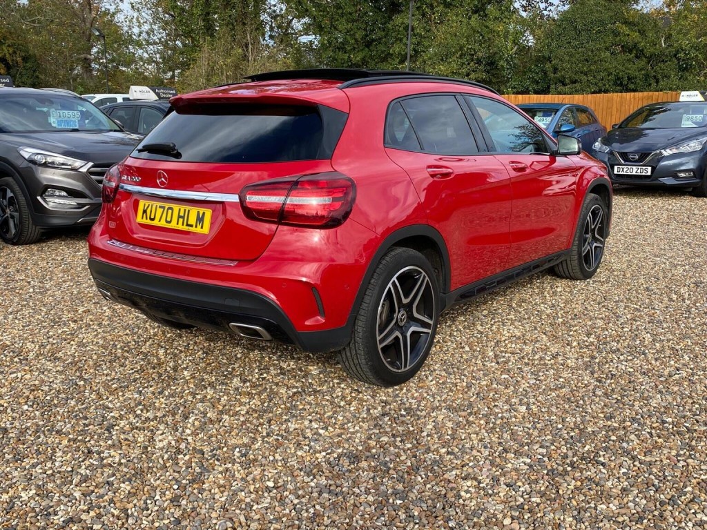 MERCEDES-BENZ GLA CLASS