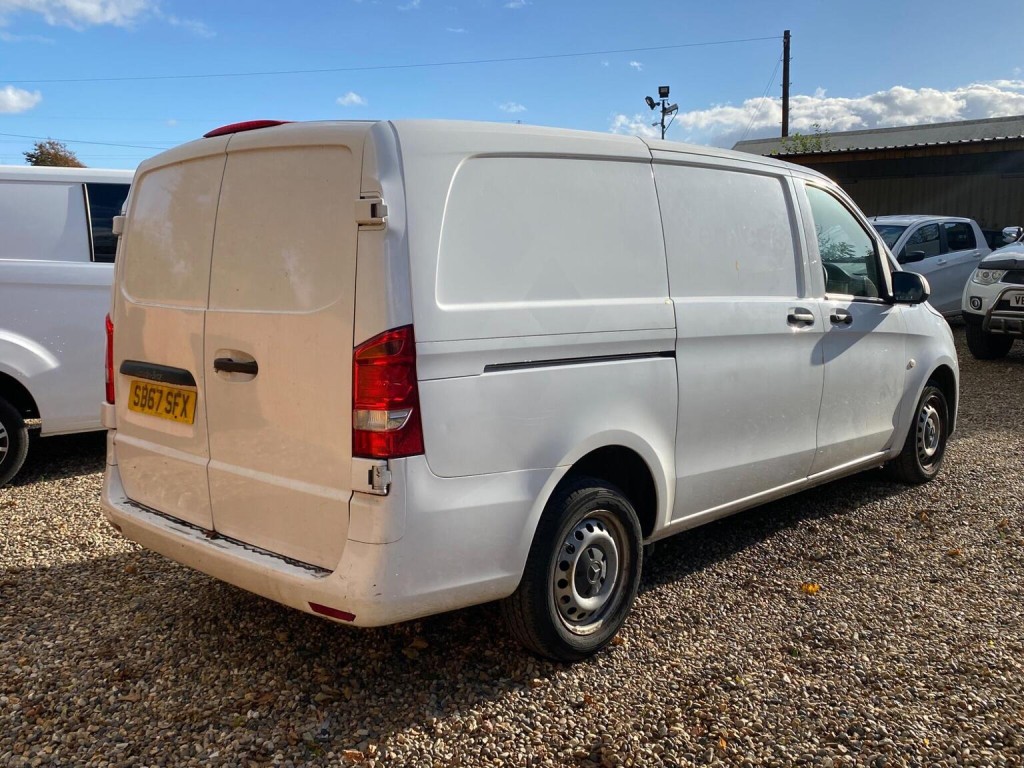 MERCEDES-BENZ VITO