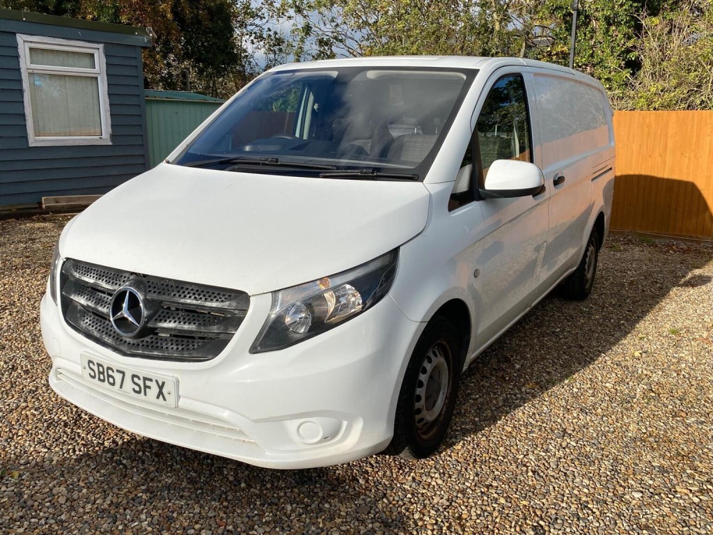 MERCEDES-BENZ VITO