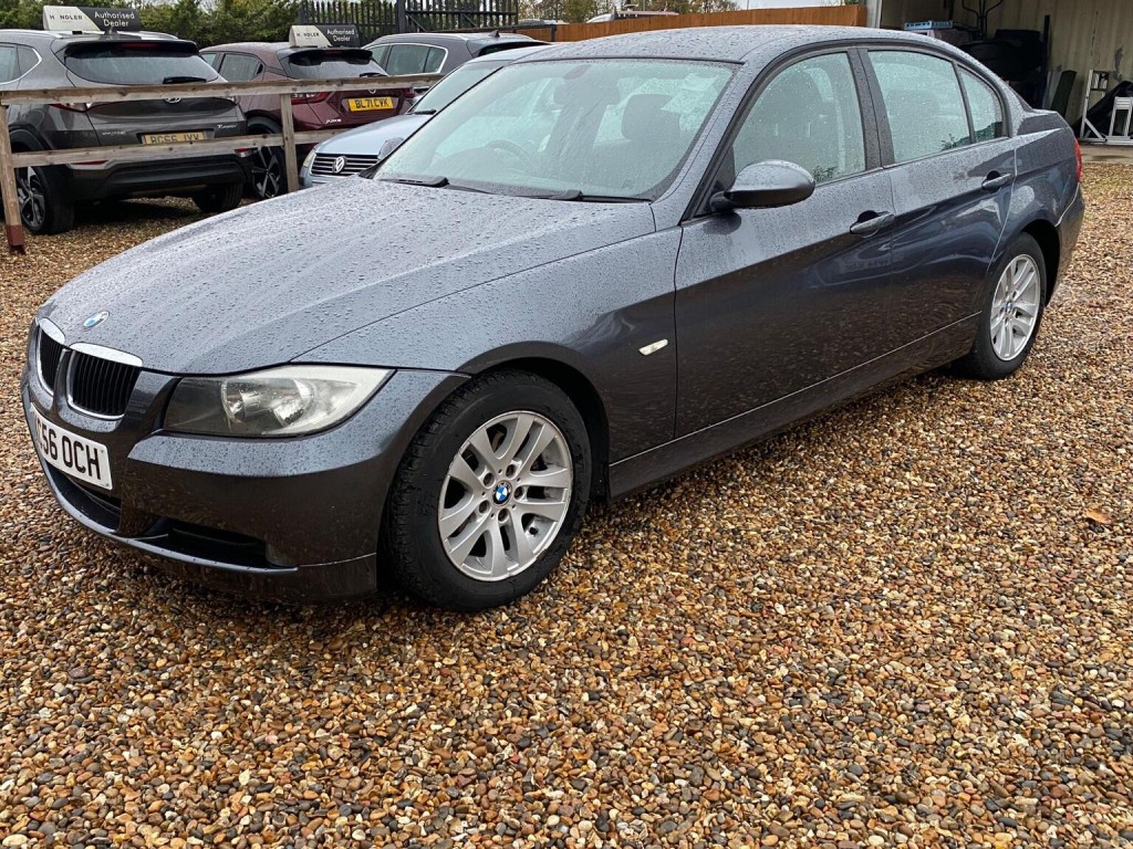 BMW 3 SERIES