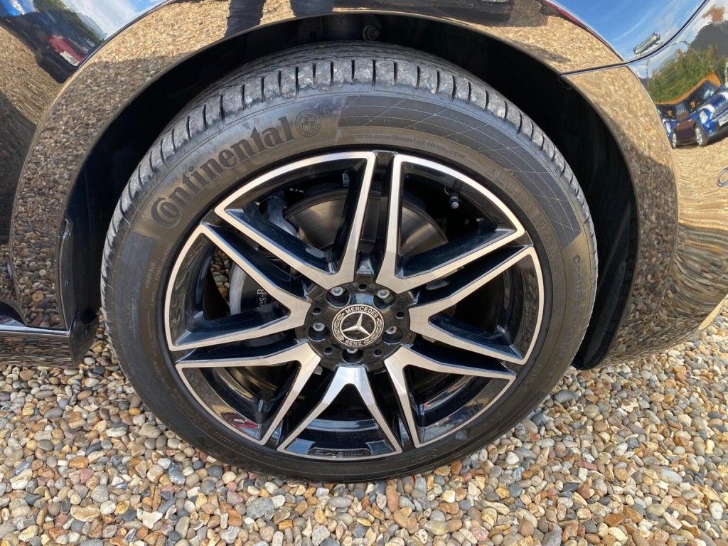 MERCEDES-BENZ V CLASS