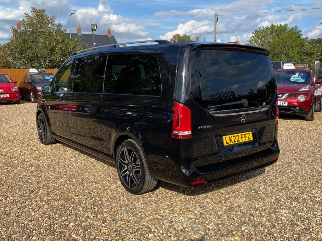 MERCEDES-BENZ V CLASS