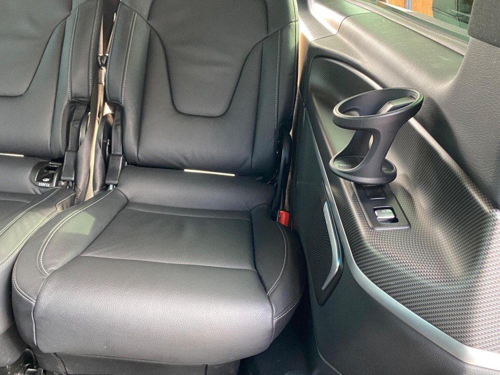 MERCEDES-BENZ V CLASS