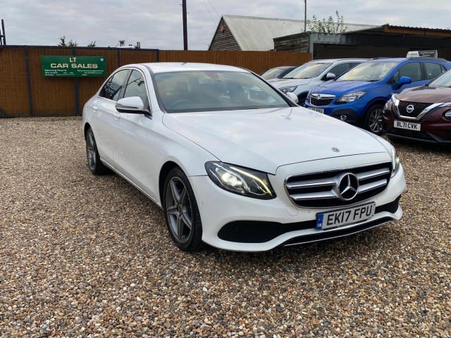 MERCEDES-BENZ E CLASS