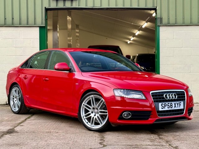 AUDI A4 2.0 TDI S line