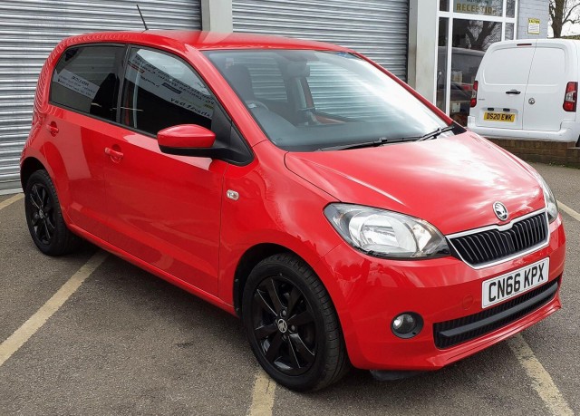 SKODA CITIGO 1.0 MPI Black Edition 
