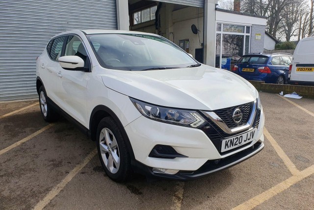 NISSAN QASHQAI 1.3 DIG-T Acenta Premium