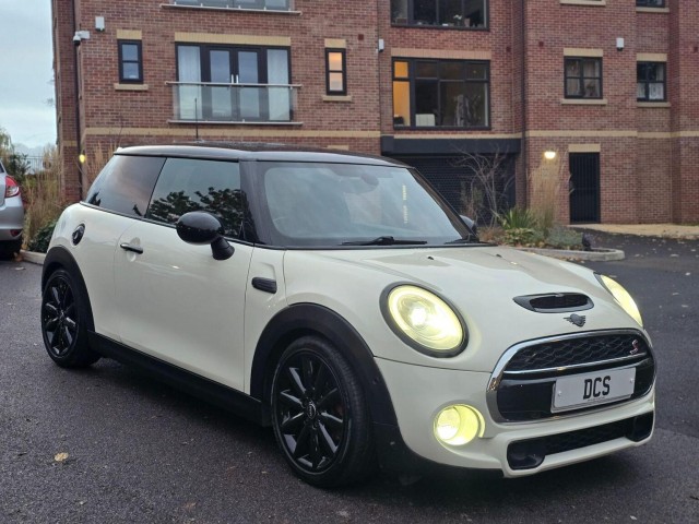 MINI HATCH 2.0 Cooper S Auto Euro 6 (s/s) 3dr