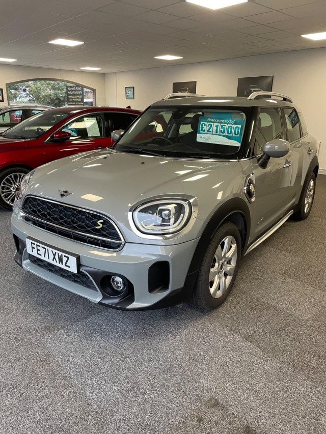 MINI COUNTRYMAN 1.5 10kWh Cooper SE Classic Auto ALL4 Euro 6 (s/s) 5dr