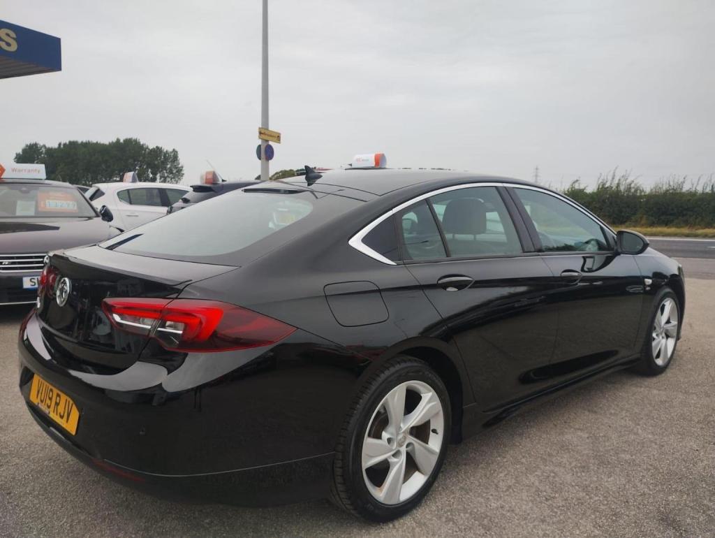 VAUXHALL INSIGNIA