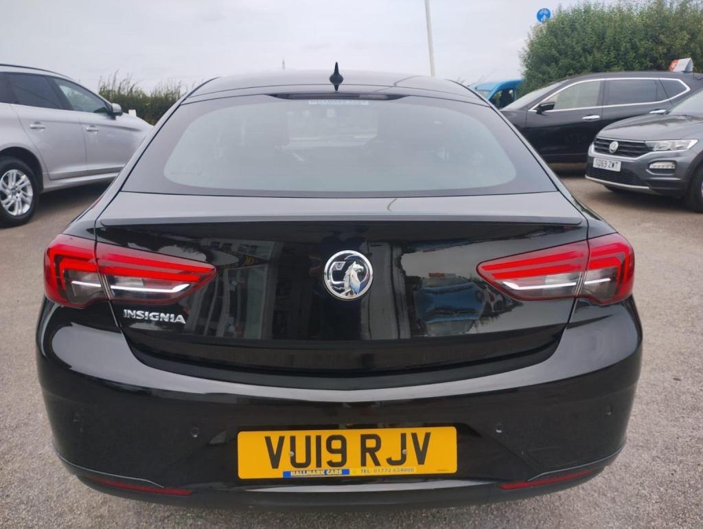 VAUXHALL INSIGNIA