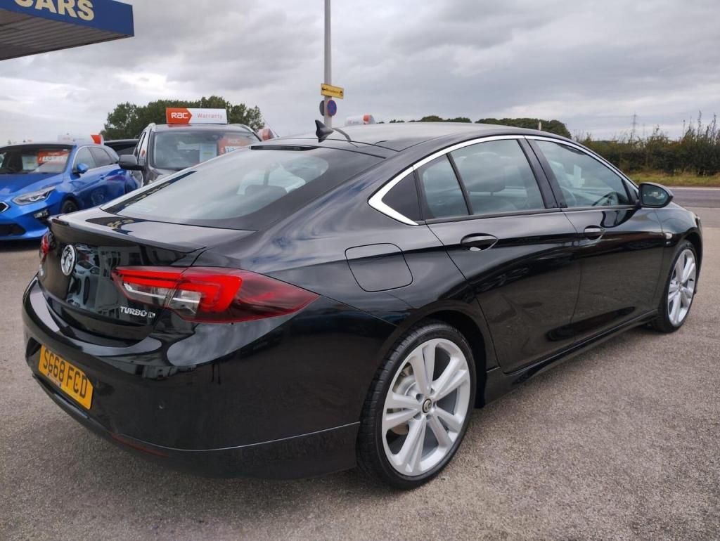 VAUXHALL INSIGNIA