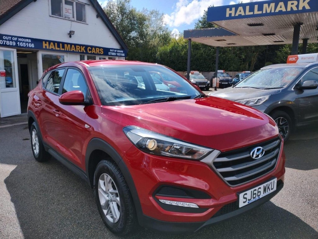 HYUNDAI TUCSON