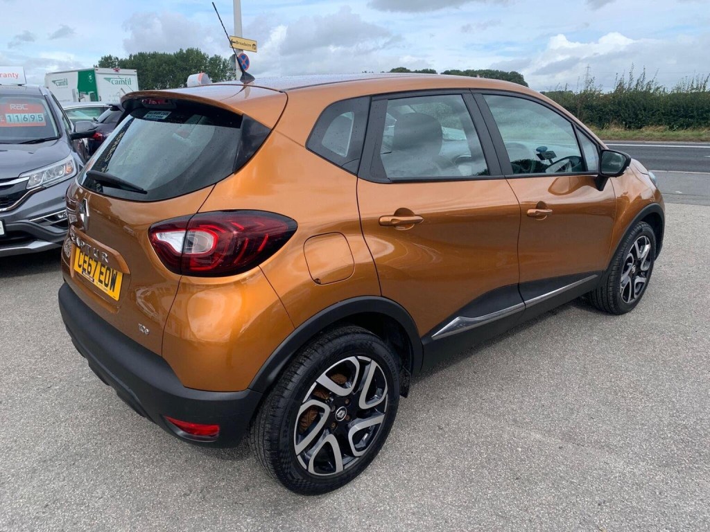 RENAULT CAPTUR