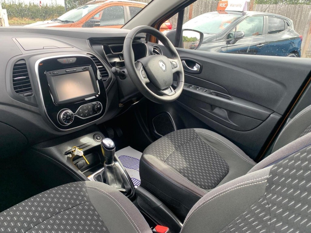 RENAULT CAPTUR