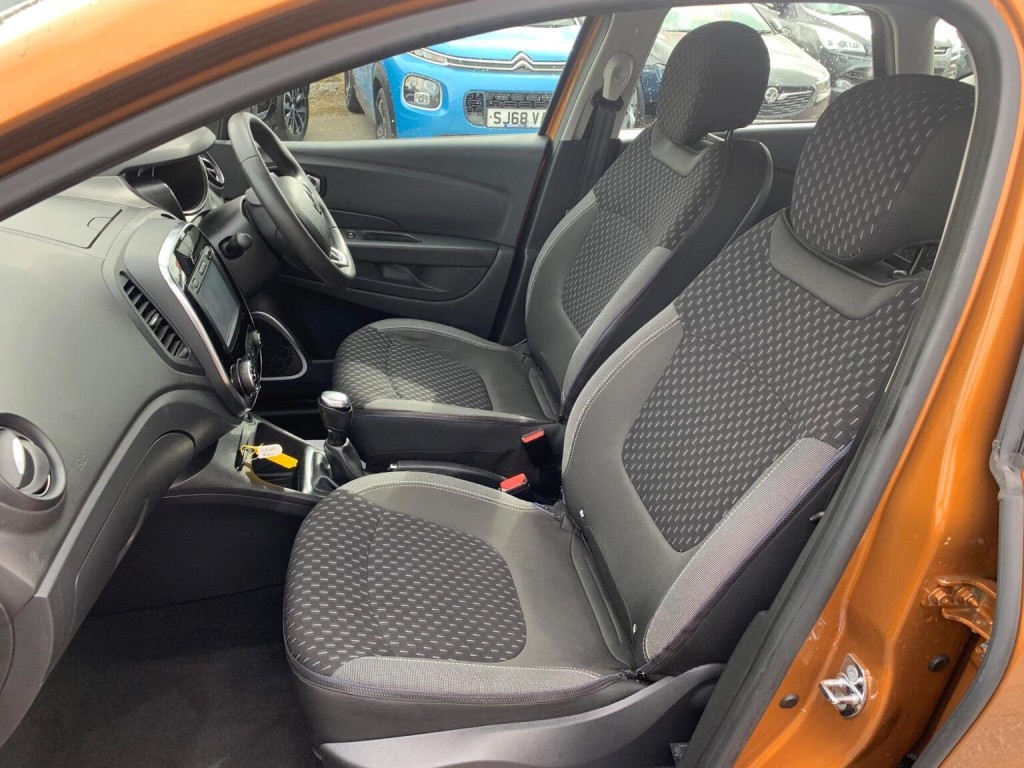RENAULT CAPTUR
