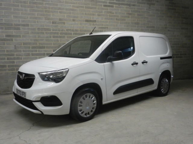 VAUXHALL COMBO 1.5 Turbo D 2000 Sportive L1 H1 Euro 6 (s/s) 4dr