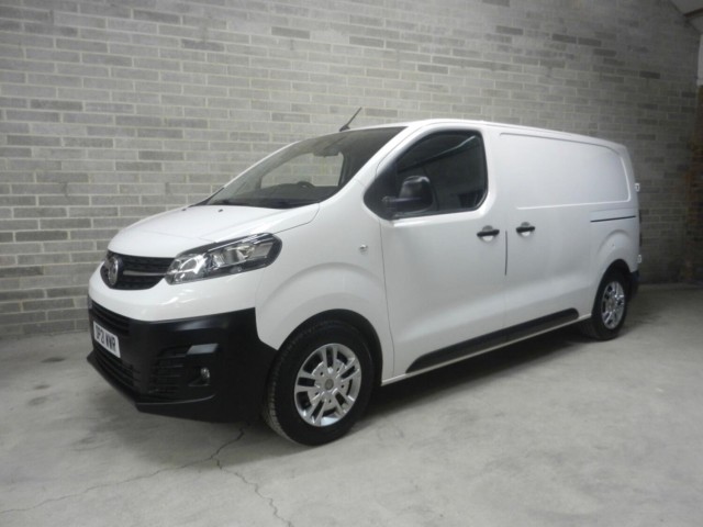 VAUXHALL VIVARO 1.5 Turbo D 2700 Dynamic