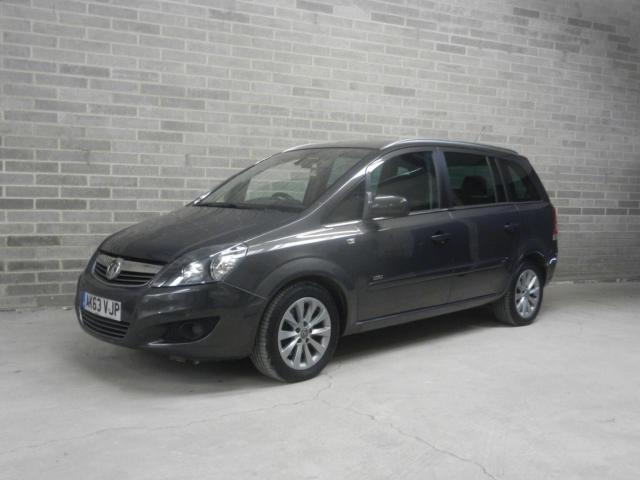 VAUXHALL ZAFIRA 1.7 CDTi ecoFLEX Design Euro 5 5dr (SNav)