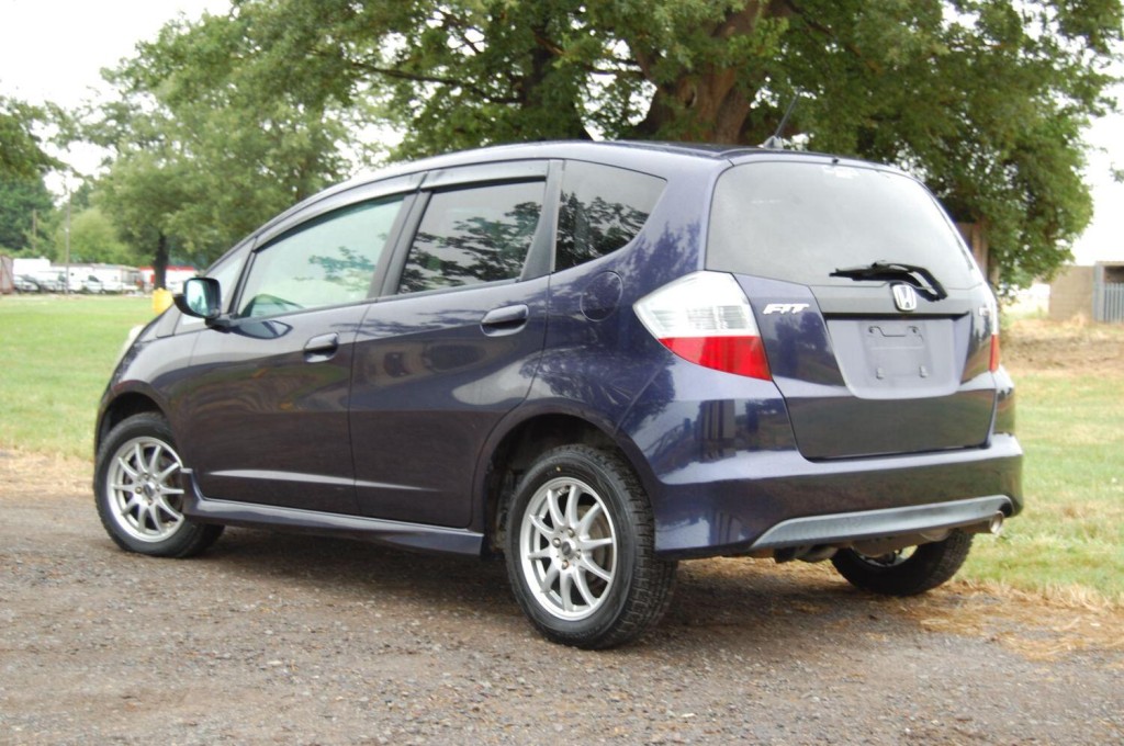 HONDA FIT