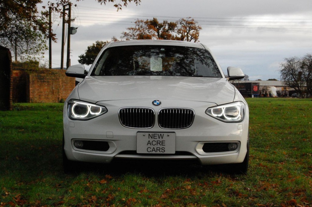 BMW 1 SERIES
