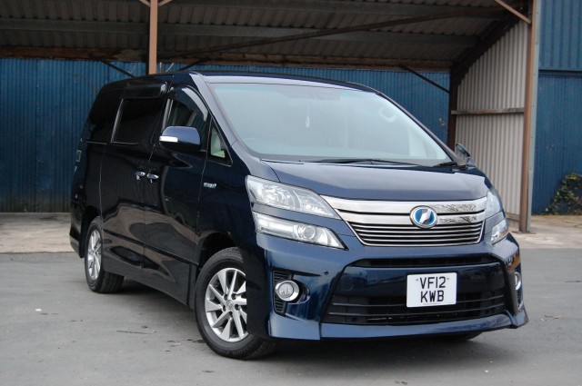 TOYOTA VELLFIRE
