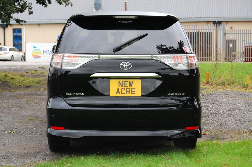 TOYOTA ESTIMA