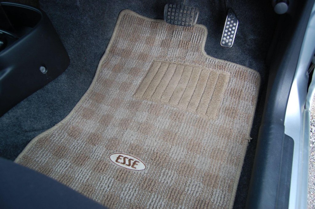 DAIHATSU ESSE