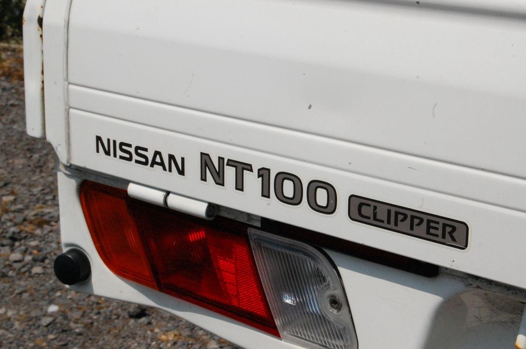 NISSAN CLIPPER