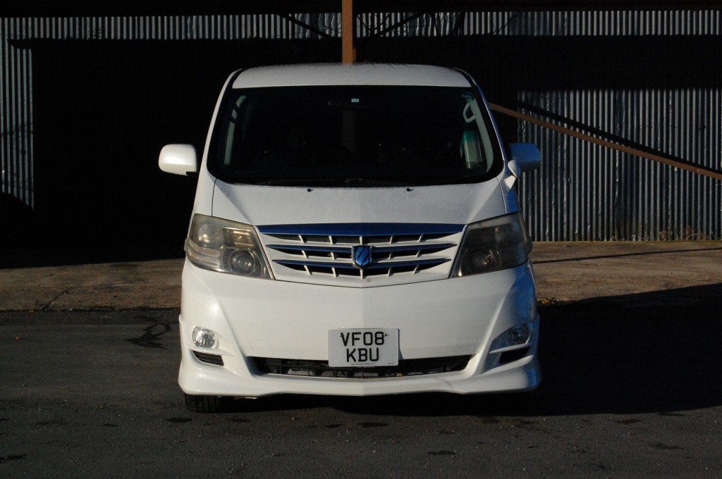 TOYOTA ALPHARD
