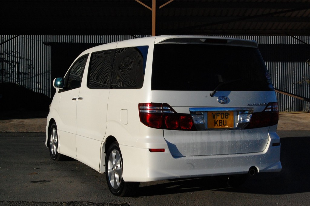 TOYOTA ALPHARD