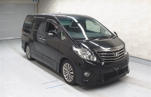 TOYOTA ALPHARD