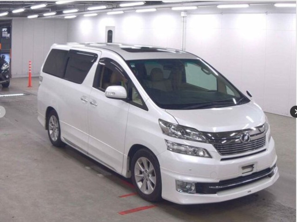 TOYOTA VELLFIRE