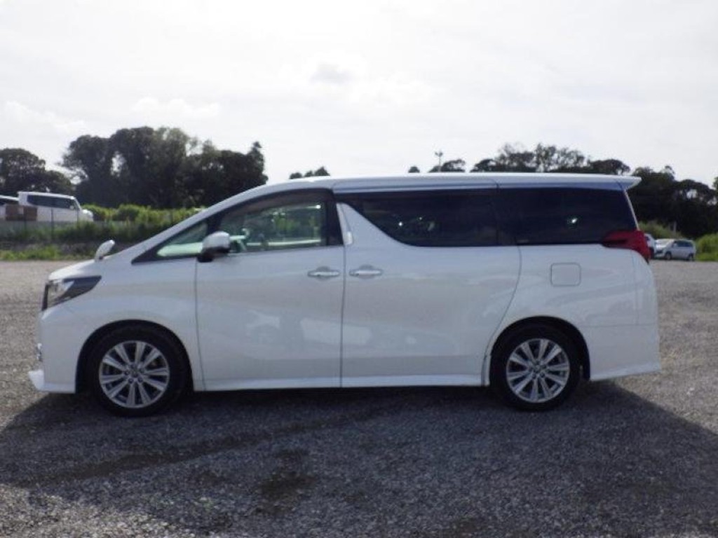 TOYOTA ALPHARD