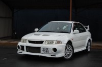 MITSUBISHI LANCER
