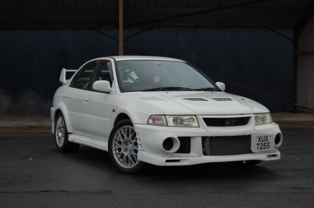 MITSUBISHI LANCER