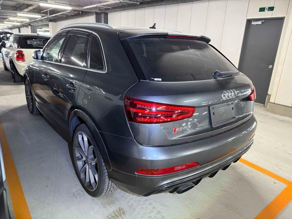 AUDI RS Q3