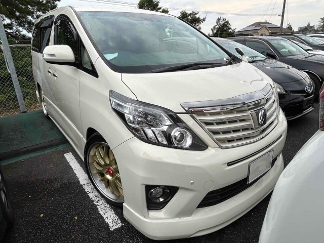 TOYOTA ALPHARD