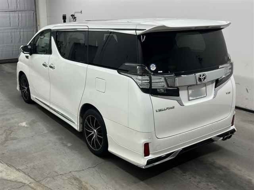 TOYOTA VELLFIRE
