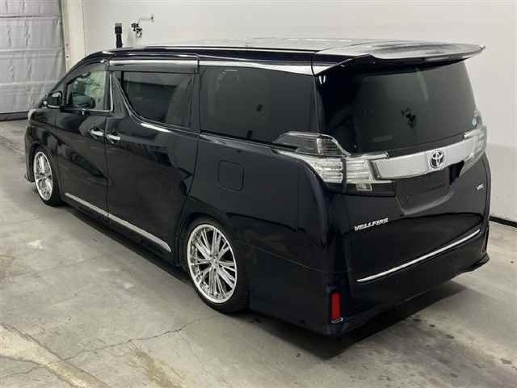 TOYOTA VELLFIRE