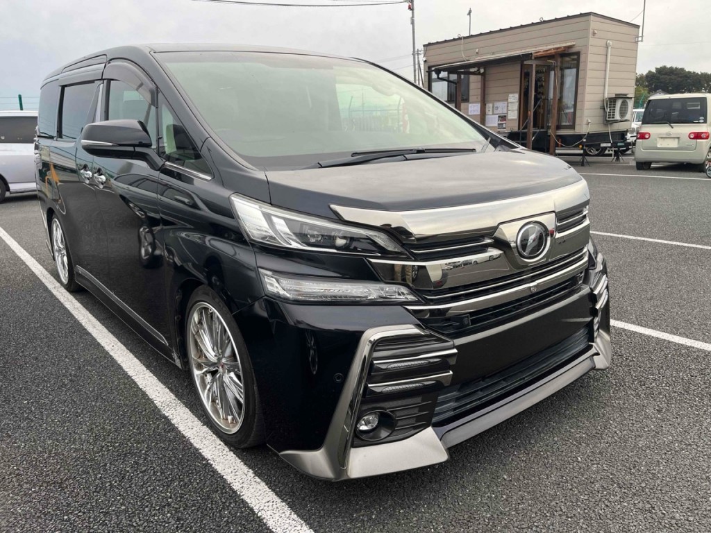 TOYOTA VELLFIRE