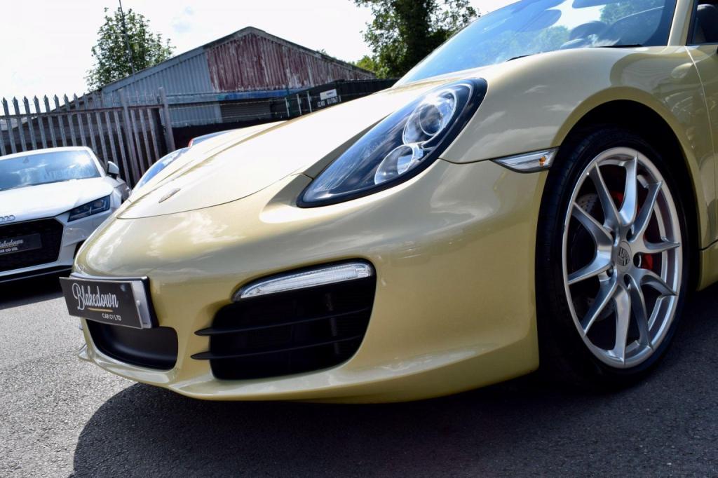 PORSCHE BOXSTER