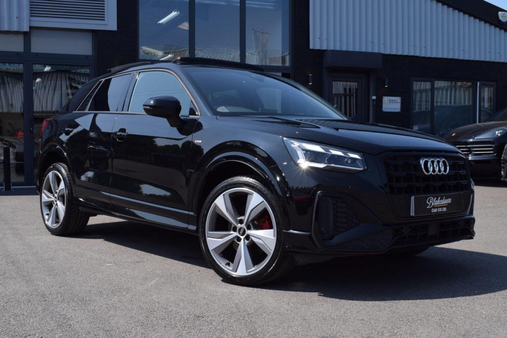 AUDI Q2