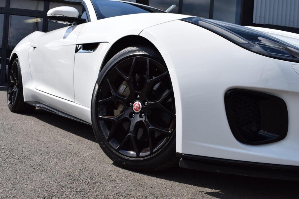 JAGUAR F-TYPE
