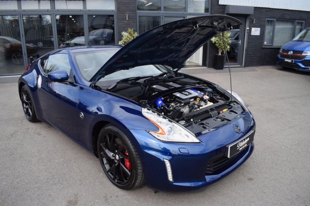 NISSAN 370Z