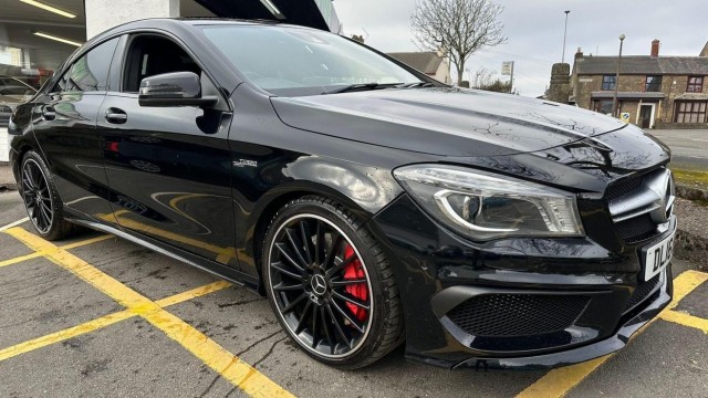 MERCEDES-BENZ CLA