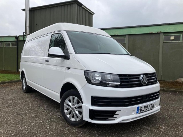 VOLKSWAGEN TRANSPORTER 2.0 TDI T32 BlueMotion Tech Startline FWD LWB Euro 6 (s/s) 5dr