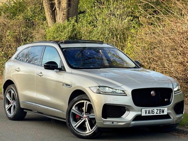 JAGUAR F-PACE 3.0 D300 V6 S